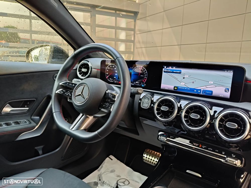 Mercedes-Benz A 250 Limousine e 8G-DCT AMG Line - 7