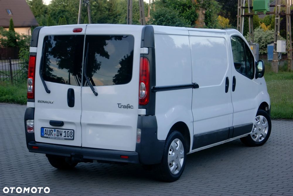 Renault TRAFIC - 12
