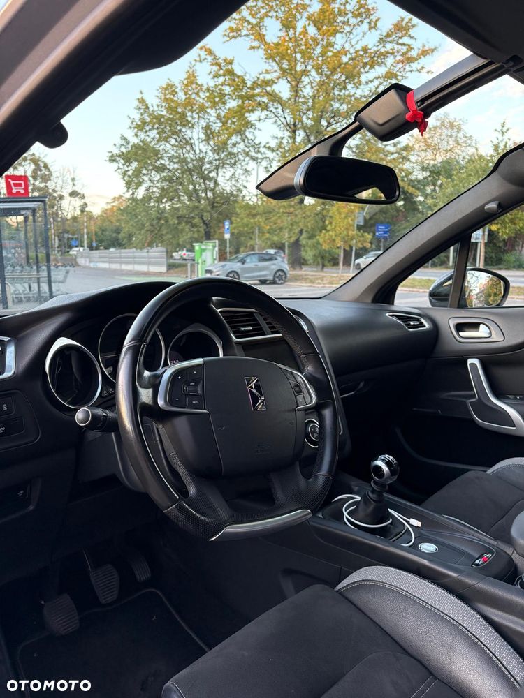 DS Automobiles DS 4 - 8