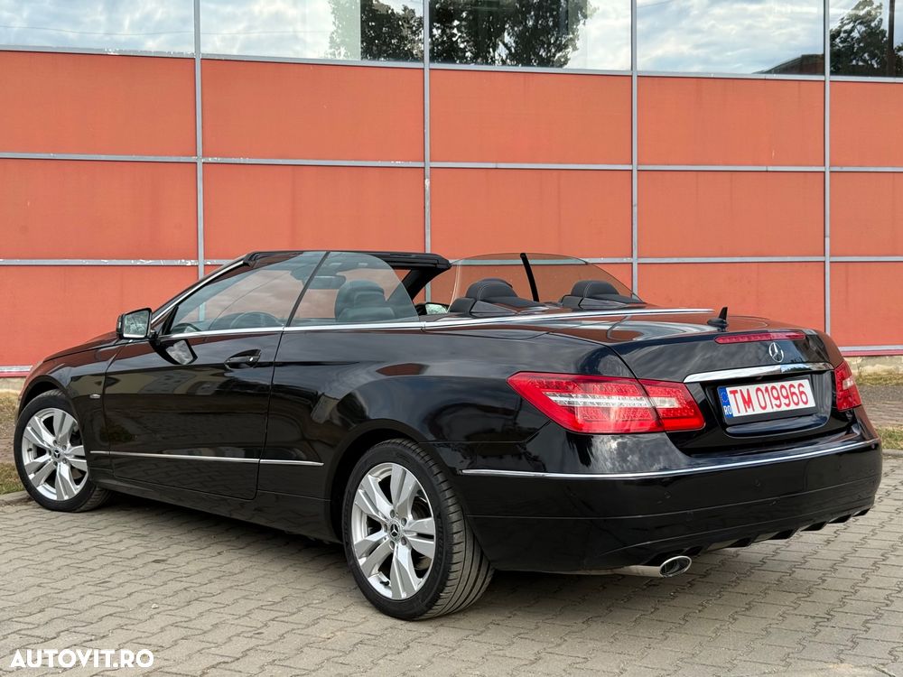 Mercedes-Benz E 220 CDI DPF BlueEFFICIENCY 7G-TRONIC Elegance - 25