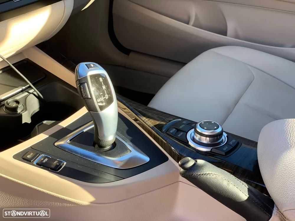 BMW 218 d Coupe Line Luxury Auto - 15