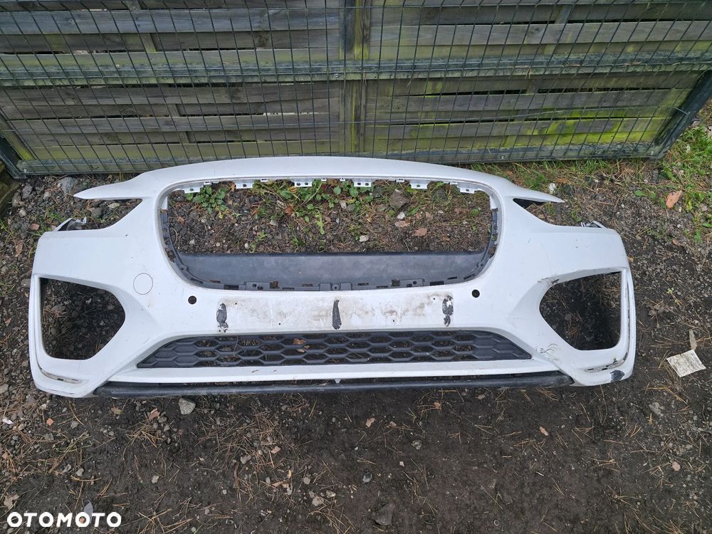 Jaguar xe r dynamic lift zderzak przód ładny oryginał - 1