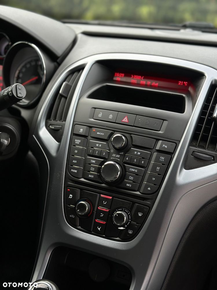 Opel Astra 1.4 Turbo - 23