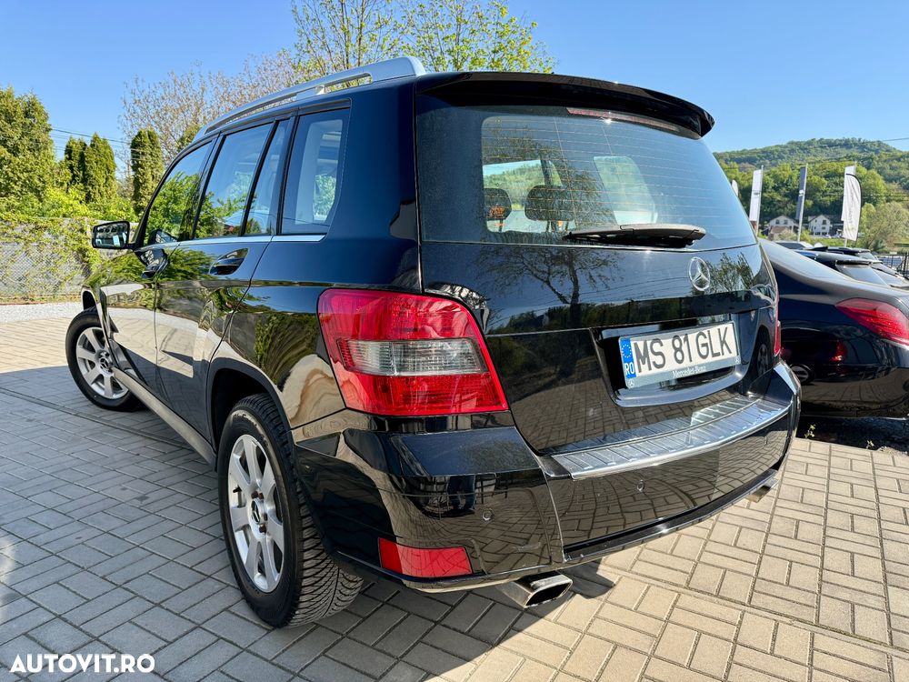 Mercedes-Benz GLK 220 CDI (BlueEFFICIENCY) - 4