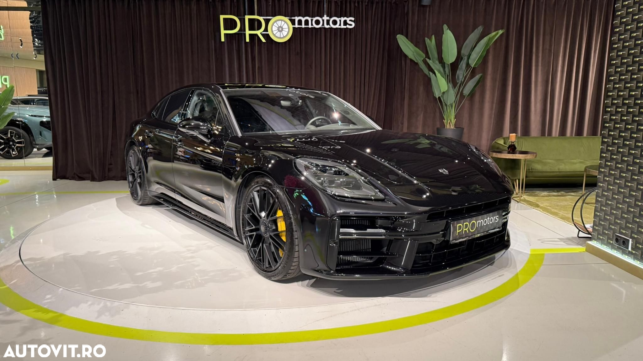 Porsche Panamera - 2