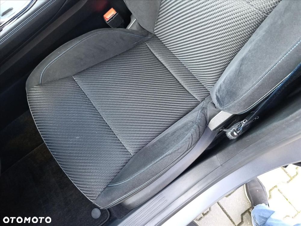 Renault Austral 1.3 TCe mHEV Iconic esprit Alpine - 12