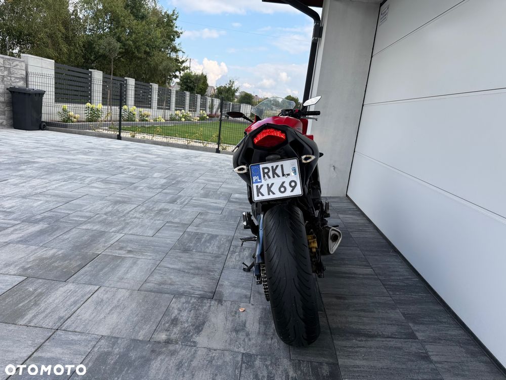 Honda CBR - 4