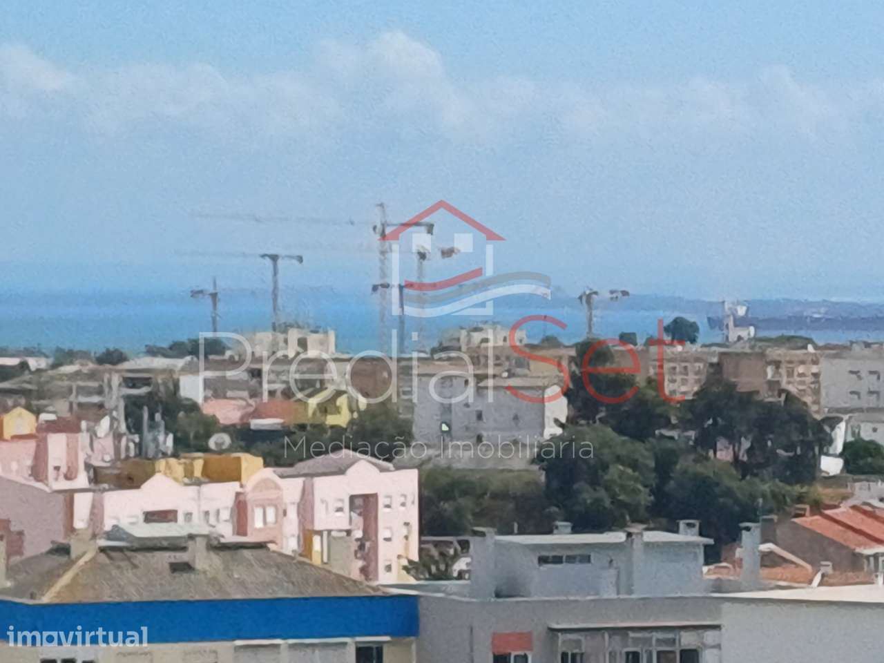 Apartamento T4  em Monte Belo Norte -Setúbal - Grande imagem: 2/37