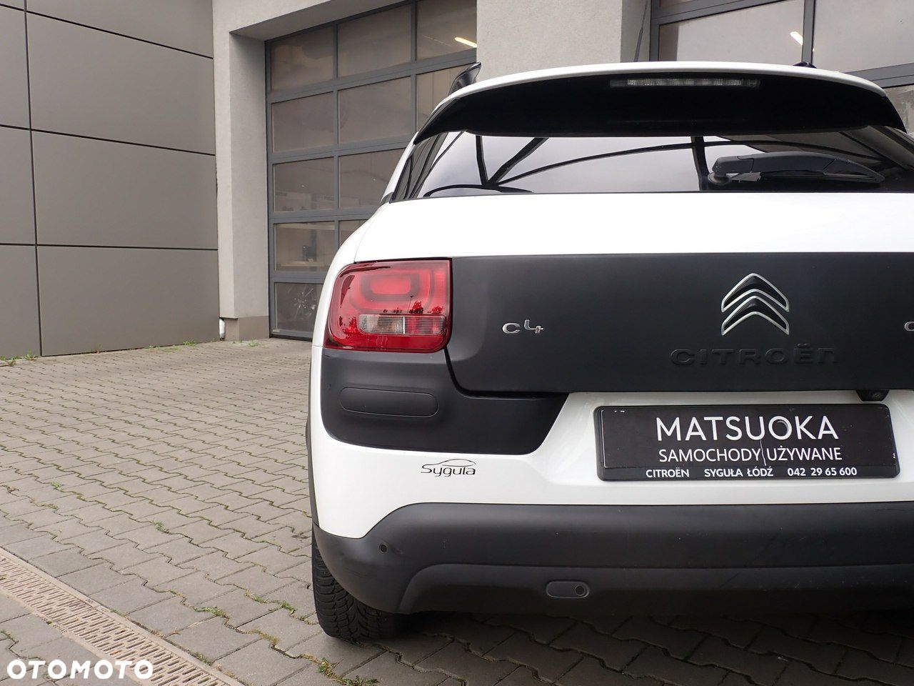Citroën C4 Cactus - 11