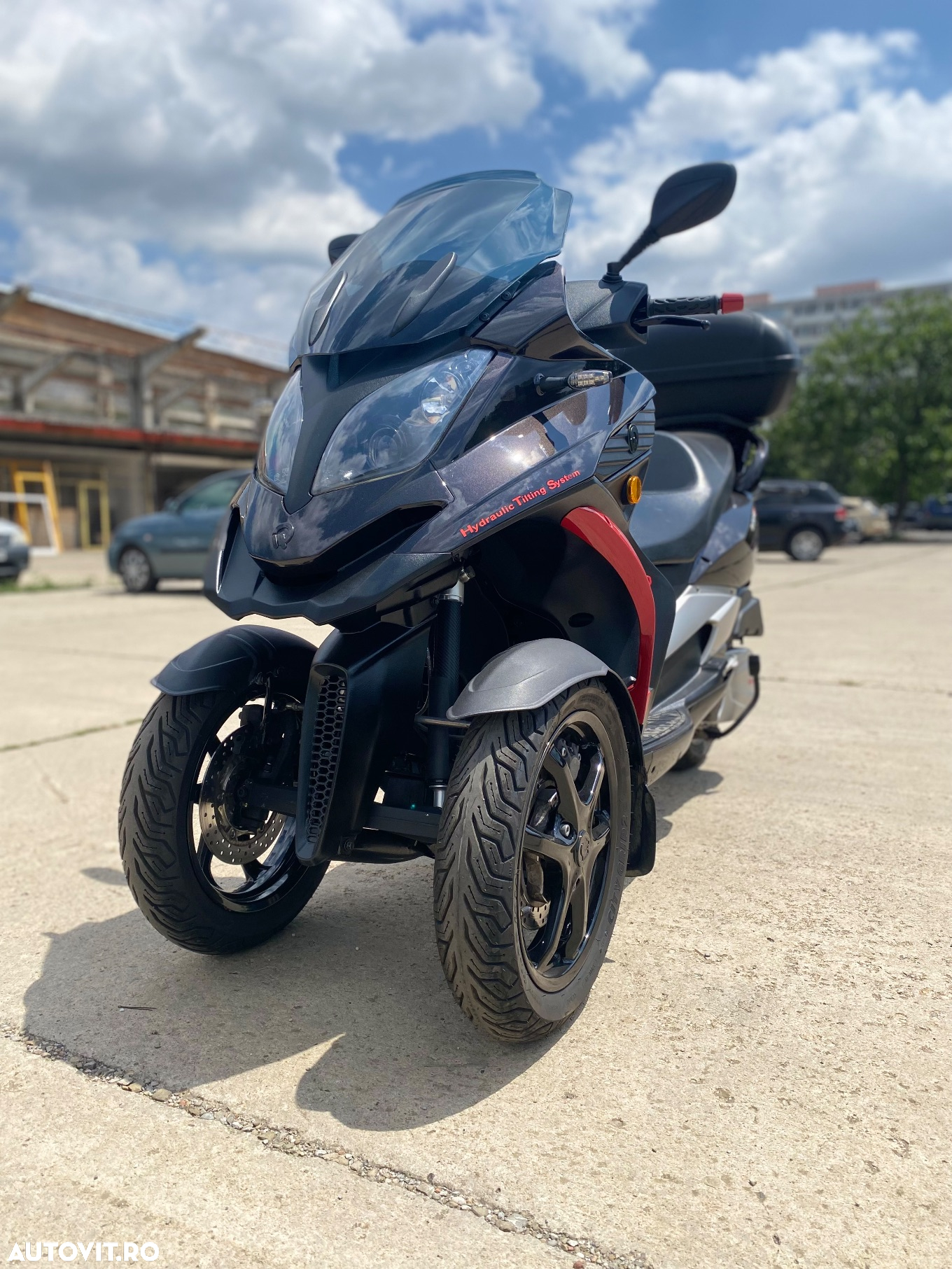 Piaggio MP3 350 Sport - 14