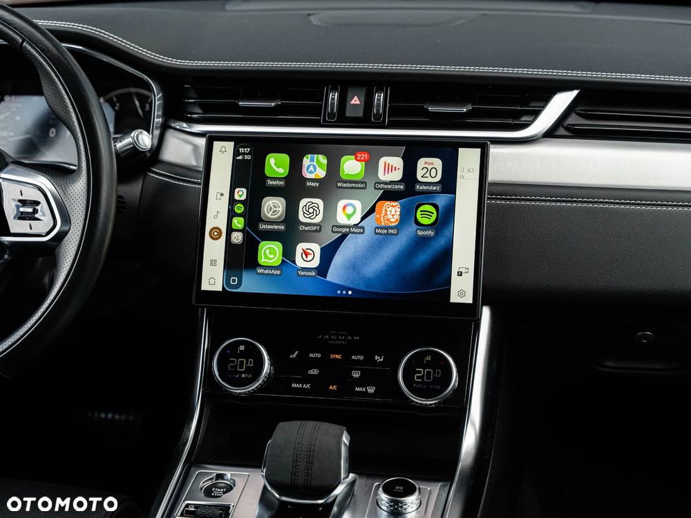 Jaguar XF D200 R-Dynamic HSE - 32