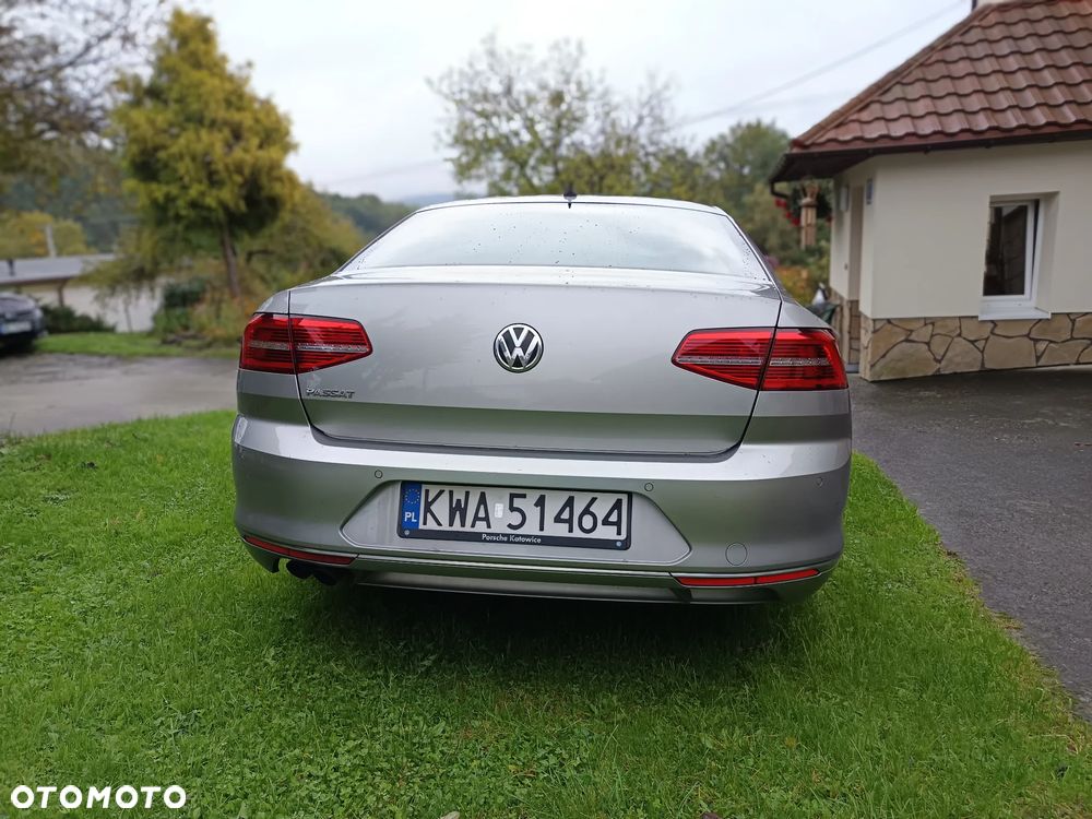 Volkswagen Passat 1.8 TSI BMT Highline - 19