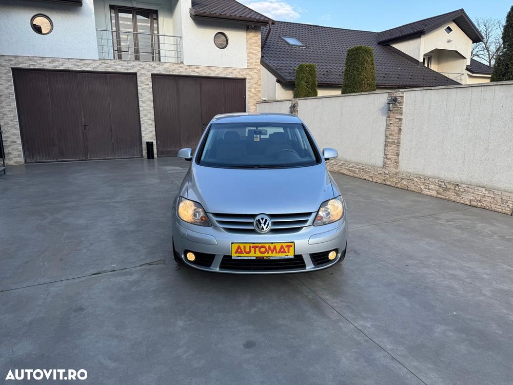 Volkswagen Golf Plus 1.9 TDI DSG Tour - 2