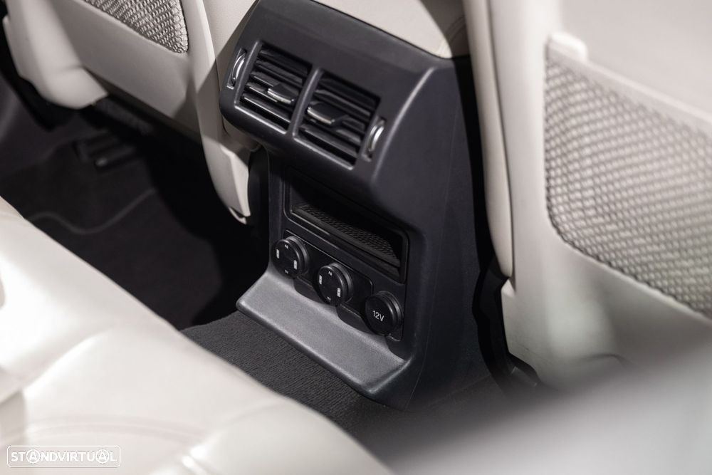 Jaguar F-Pace 3.0 TDV6 Prestige AWD Aut. - 31