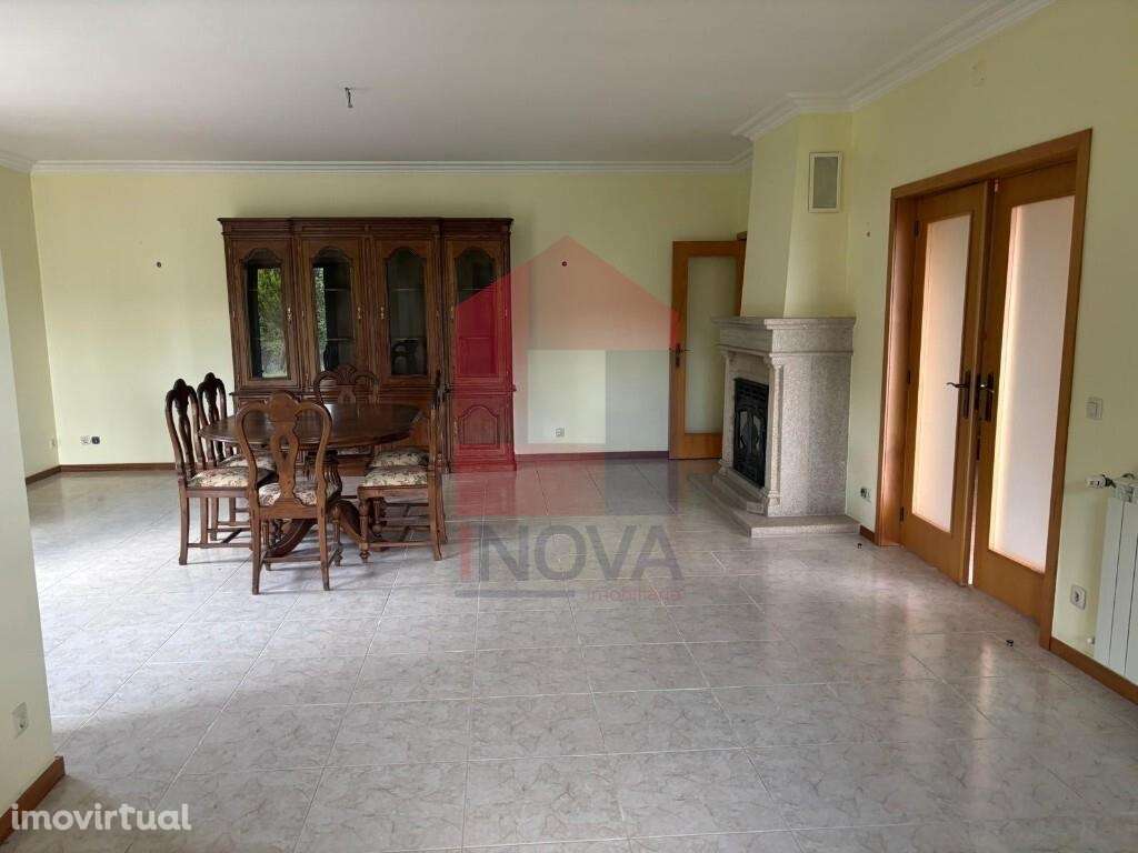 Moradia V4, Lago - Grande imagem: 5/60