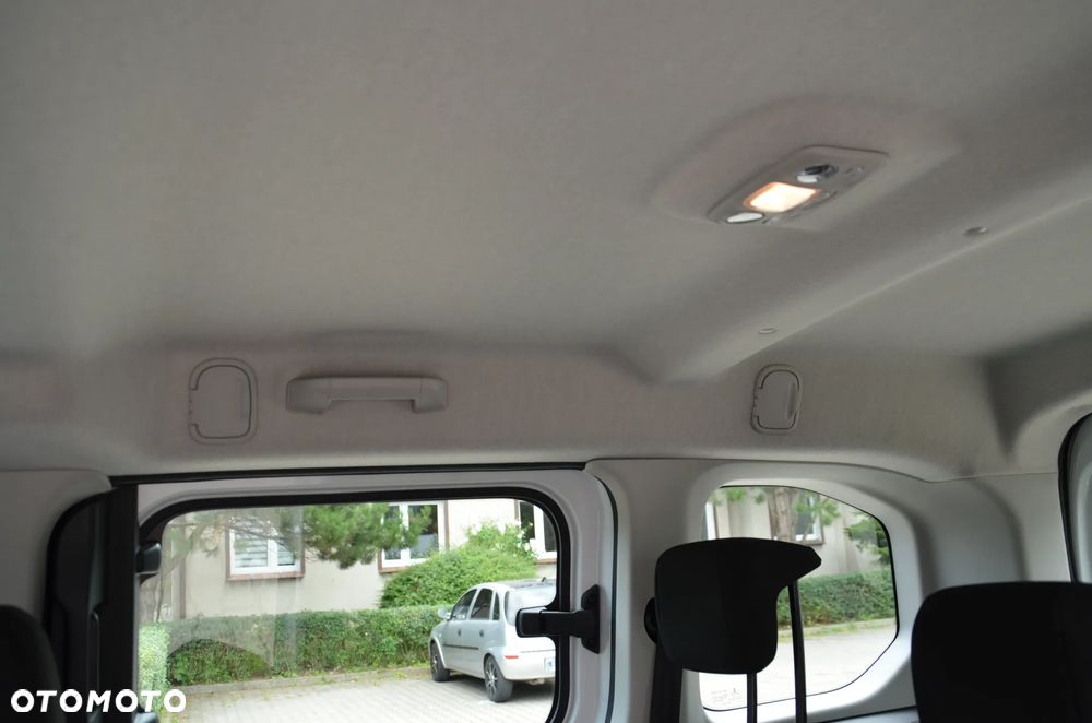 Opel Combo Life 1.2 Turbo Enjoy S&S - 16