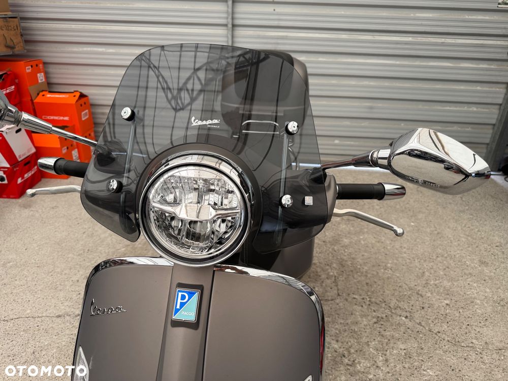 Vespa GTS - 18