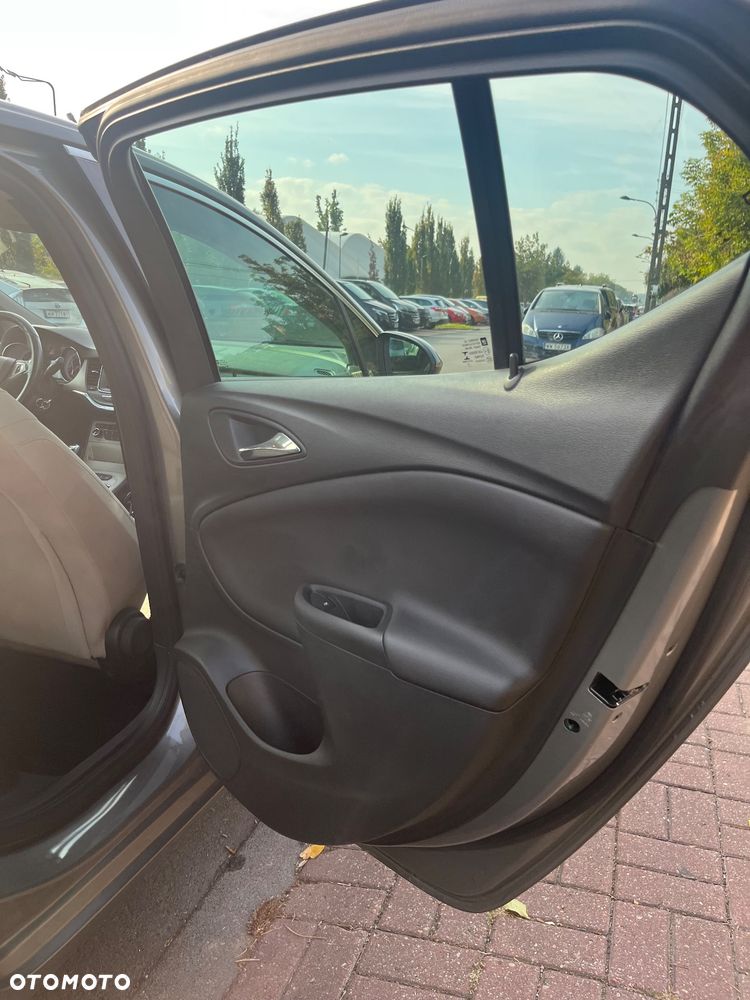 Opel Astra - 24
