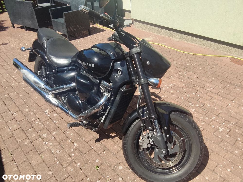 Suzuki Boulevard - 3