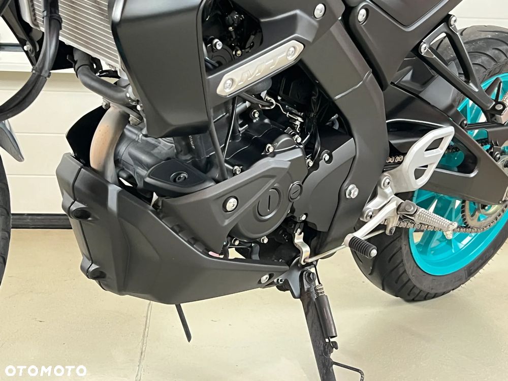 Yamaha MT - 9