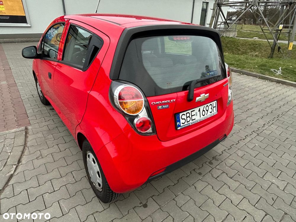 Chevrolet Spark 1.0 Base - 12