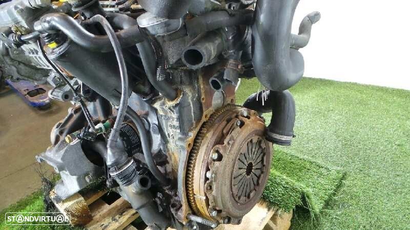 MOTOR COMPLETO RENAULT CLIO II 2001 - 2