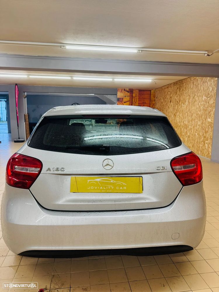 Mercedes-Benz A 180 CDI BlueEFFICIENCY Edition - 11