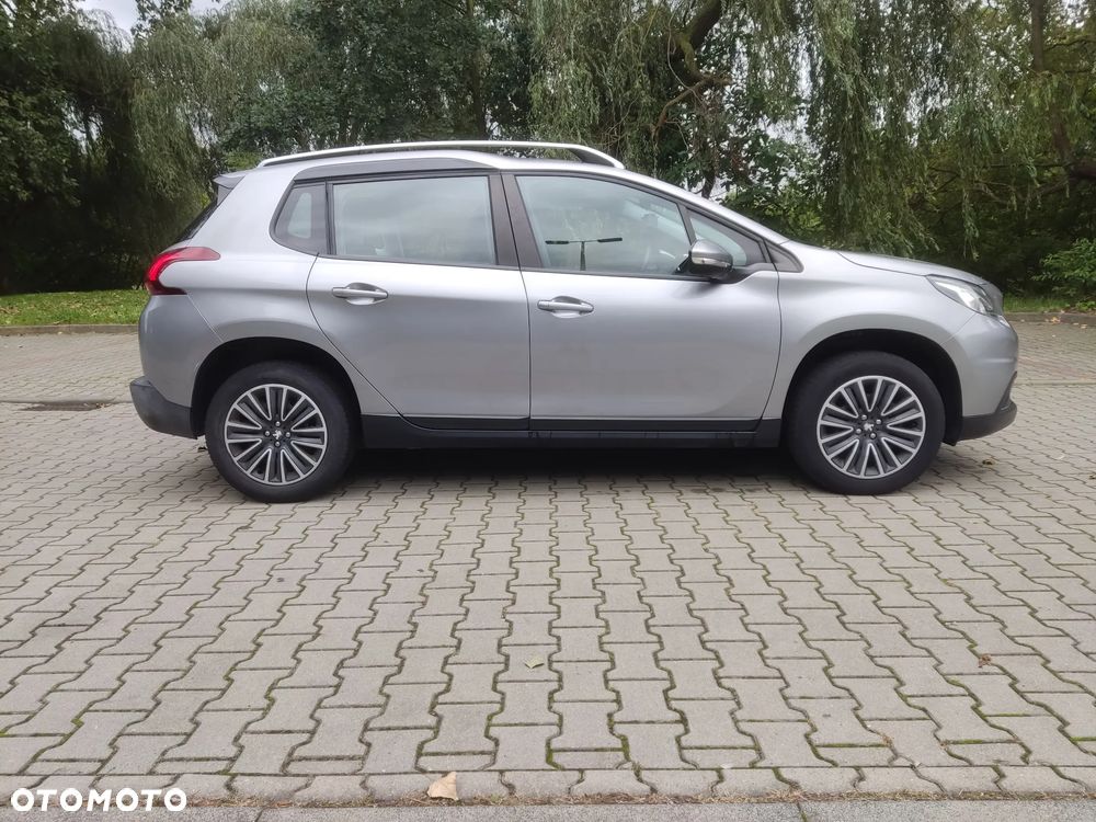 Peugeot 2008 PureTech 82 Style - 32