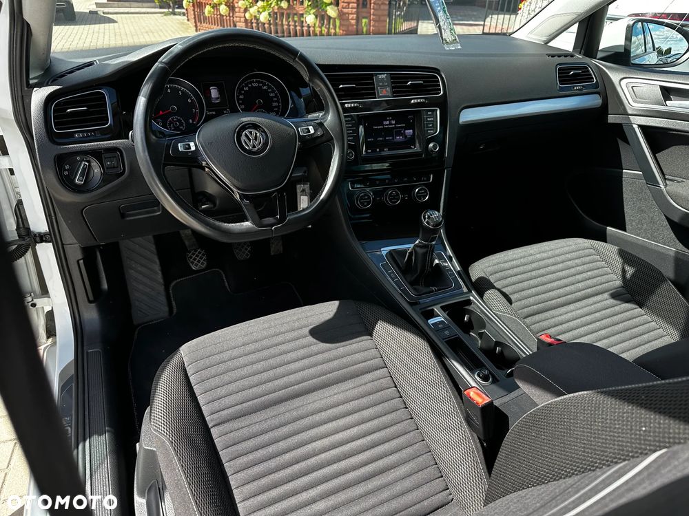 Volkswagen Golf - 7