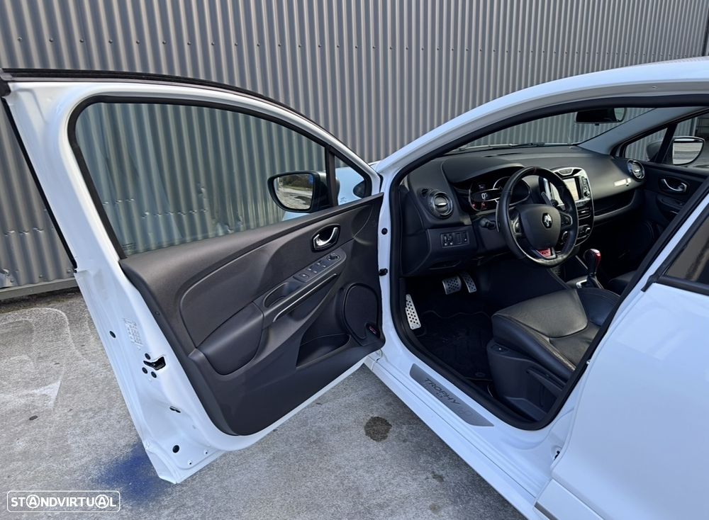 Renault Clio TCe 220 EDC R.S. Trophy - 18