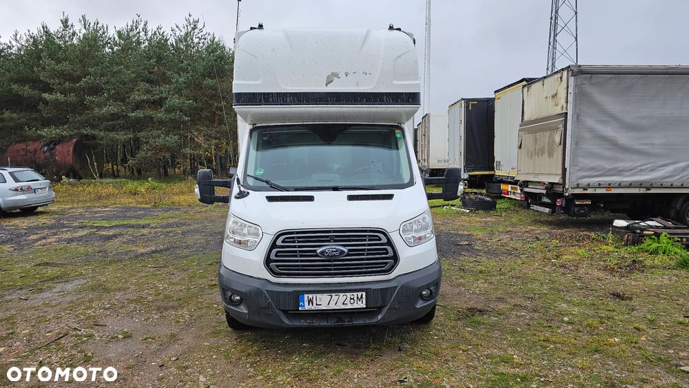 Ford Transit - 13