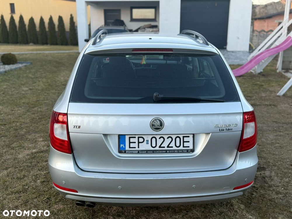 Skoda Superb 2.0 TDI Family - 3