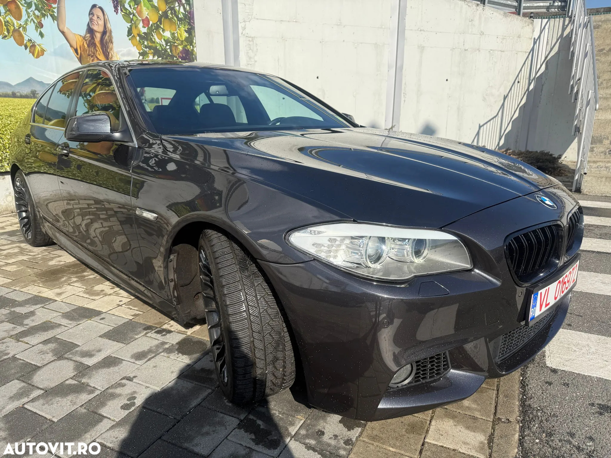 BMW Seria 5 525d Aut. - 19