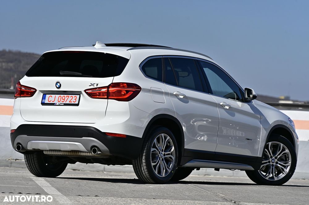 BMW X1 xDrive28i - 8