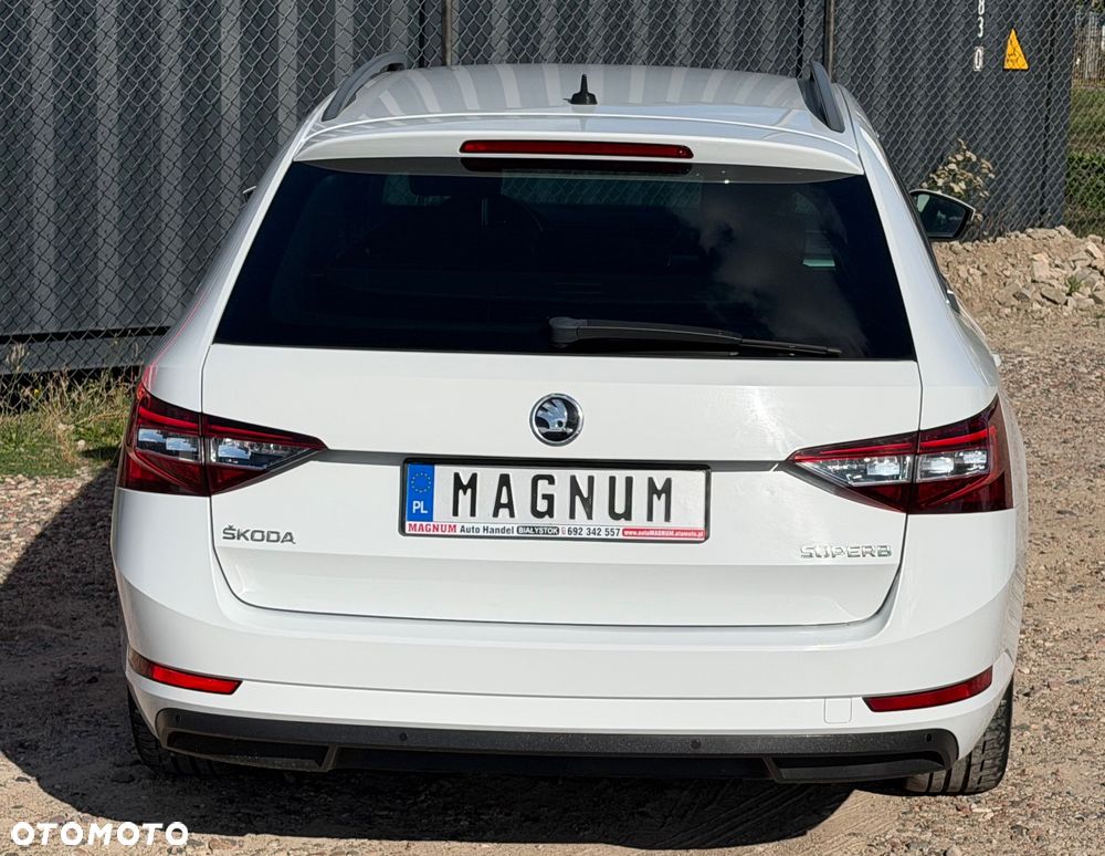Skoda Superb 1.4 TSI ACT Sportline DSG - 30