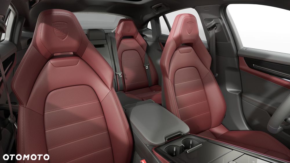Porsche Panamera 4 - 8