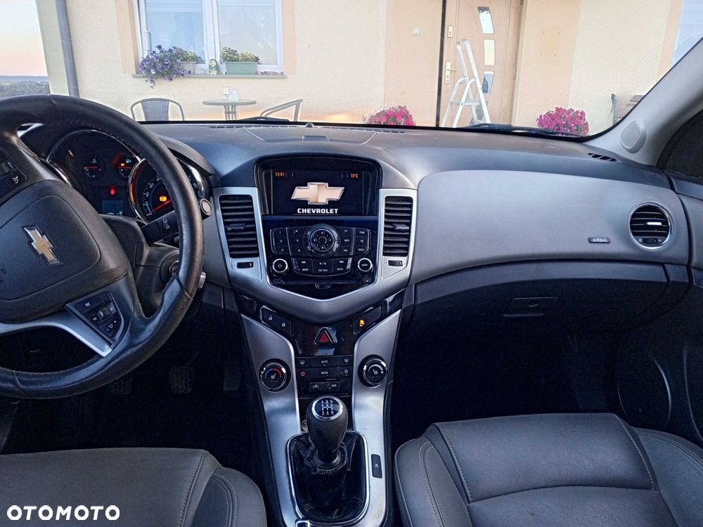 Chevrolet Cruze - 5