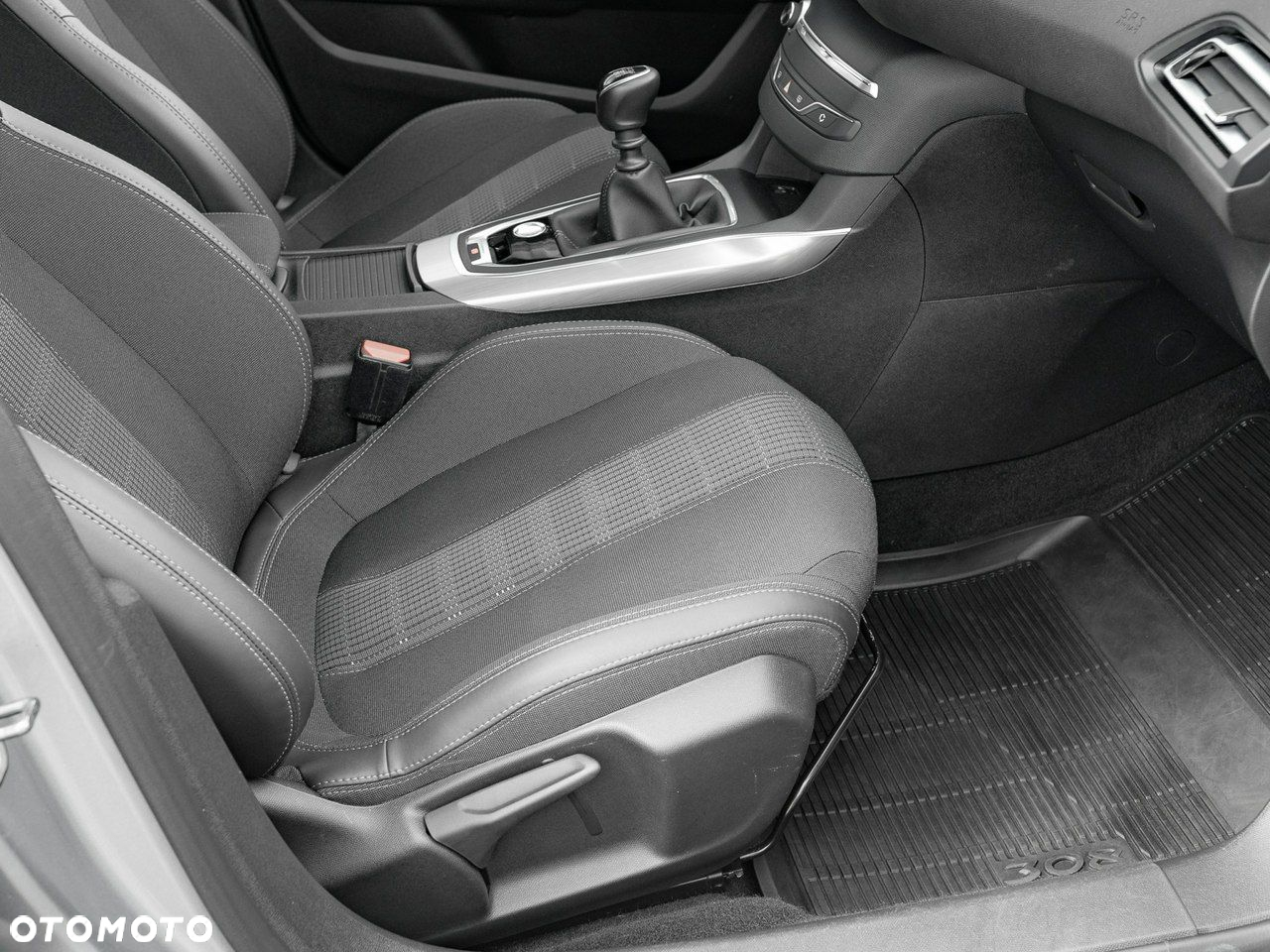 Peugeot 308 1.2 PureTech GPF Allure Pack S&S - 31