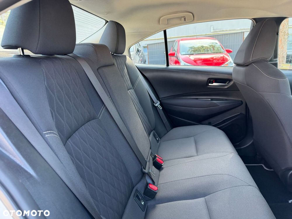 Toyota Corolla 1.8 Hybrid Comfort - 30