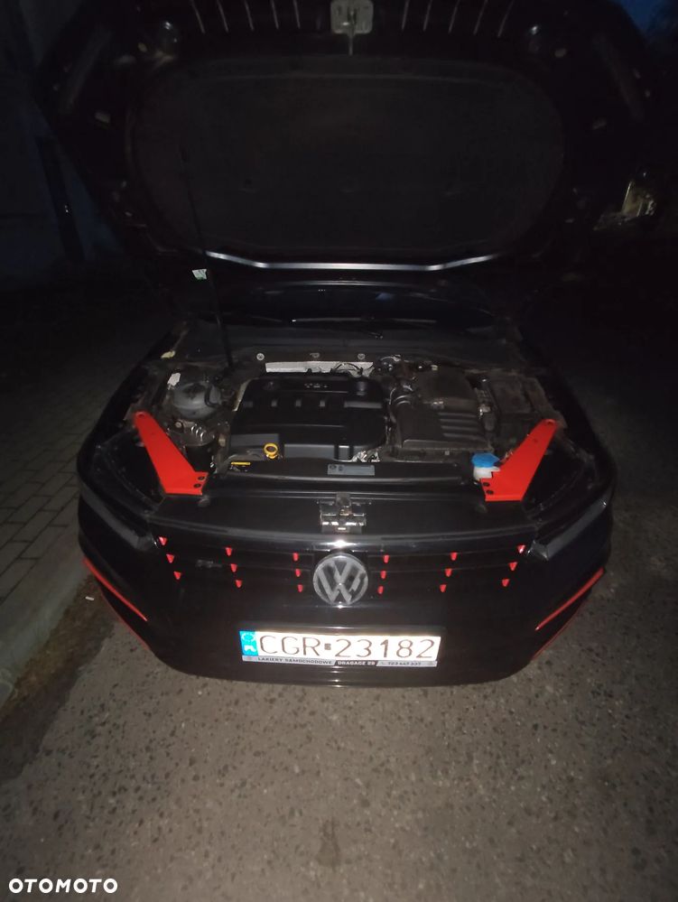 Volkswagen Passat Variant 2.0 TDI (BlueMotion Technology) Comfortline - 9