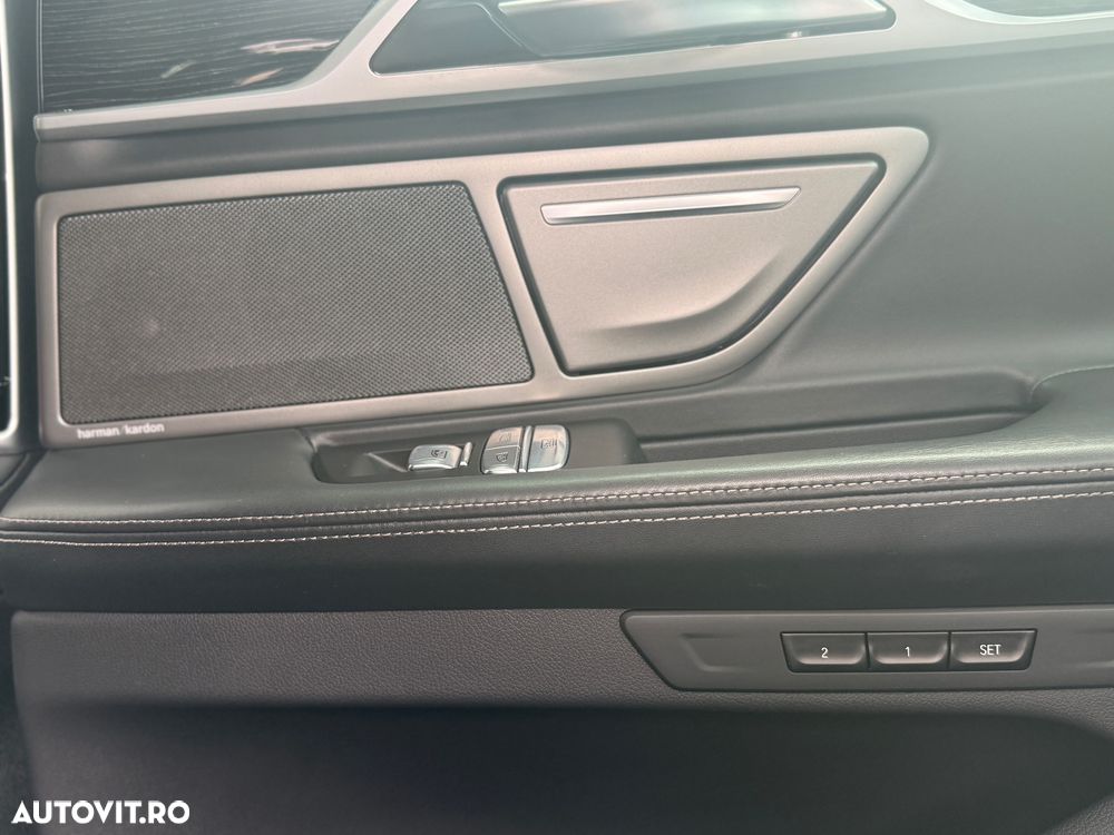 BMW Seria 7 730d xDrive - 26