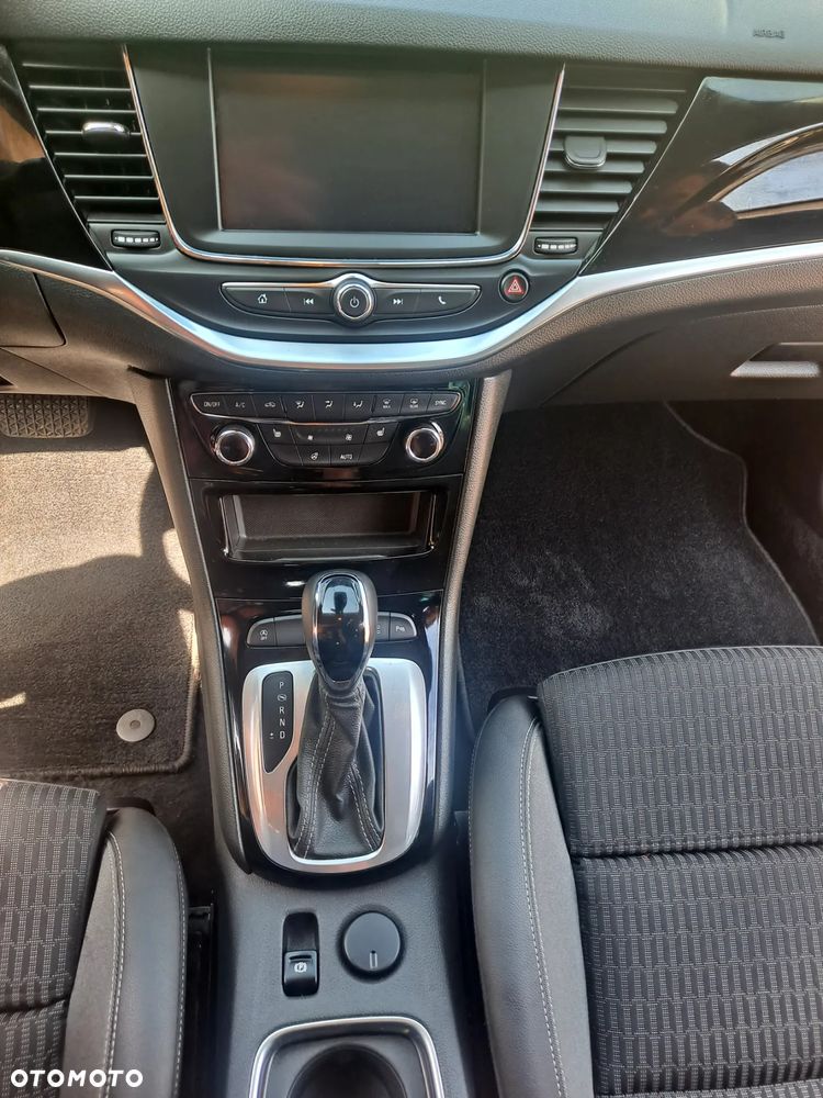Opel Astra 1.4 Turbo Start/Stop Sports Tourer St Business Edition - 14