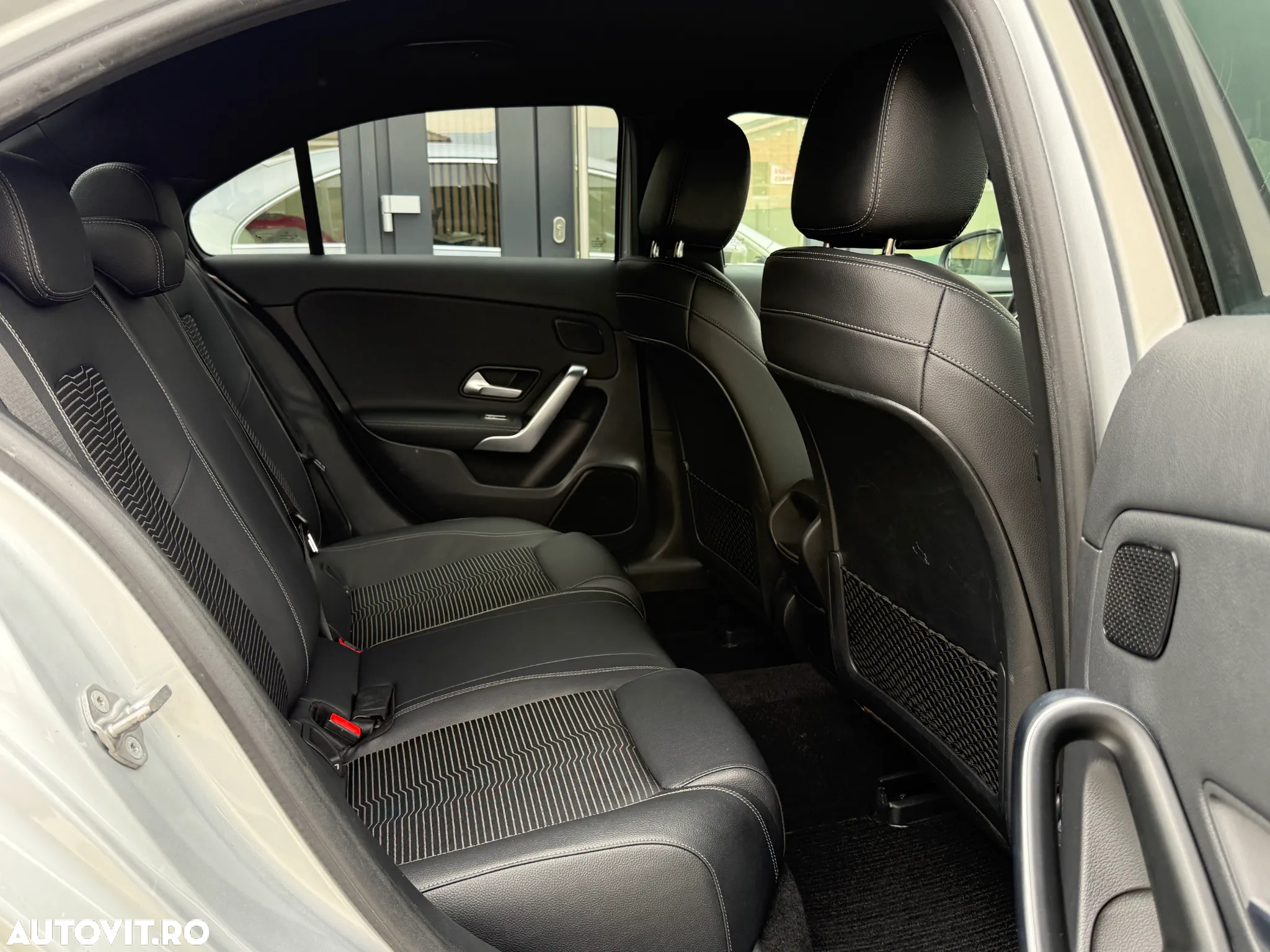 Mercedes-Benz A 180 d 7G-DCT Progressive - 11