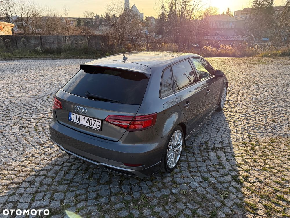 Audi A3 Sportback 2.0 TDI - 7
