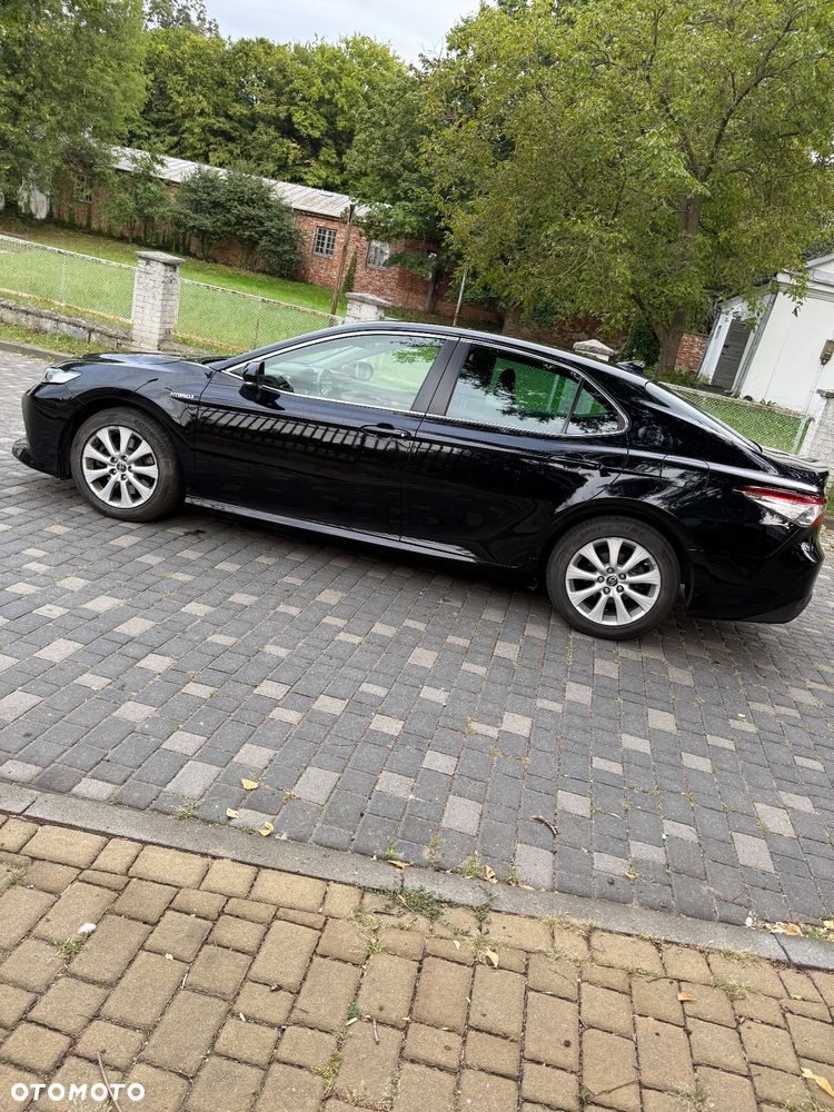 Toyota Camry 2.5 Hybrid Comfort CVT - 3