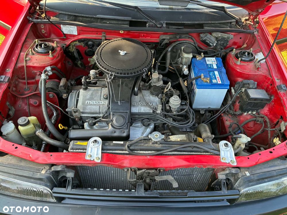 Mazda 323 - 25