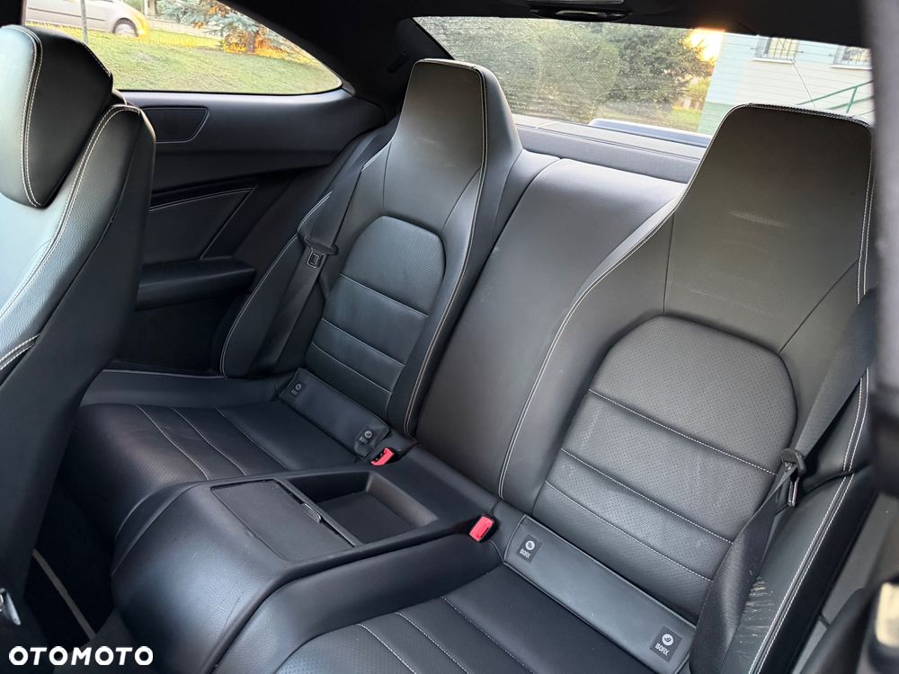 Mercedes-Benz Klasa C 180 BlueEFFICIENCY 7G-TRONIC - 20