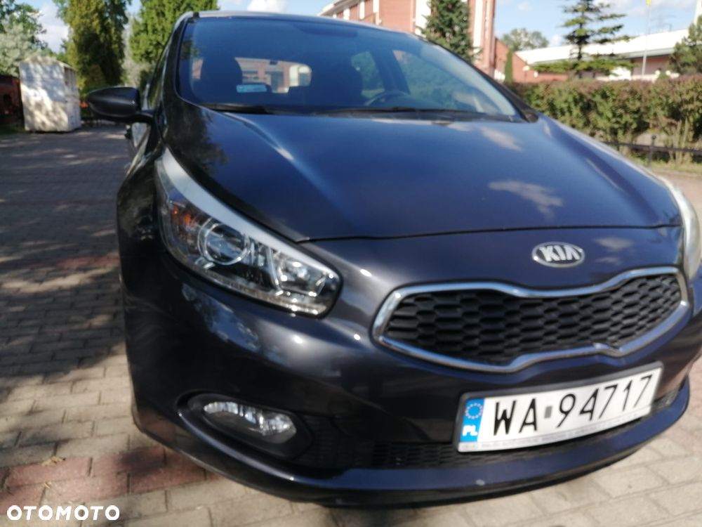 Kia Ceed 1.4 M - 11