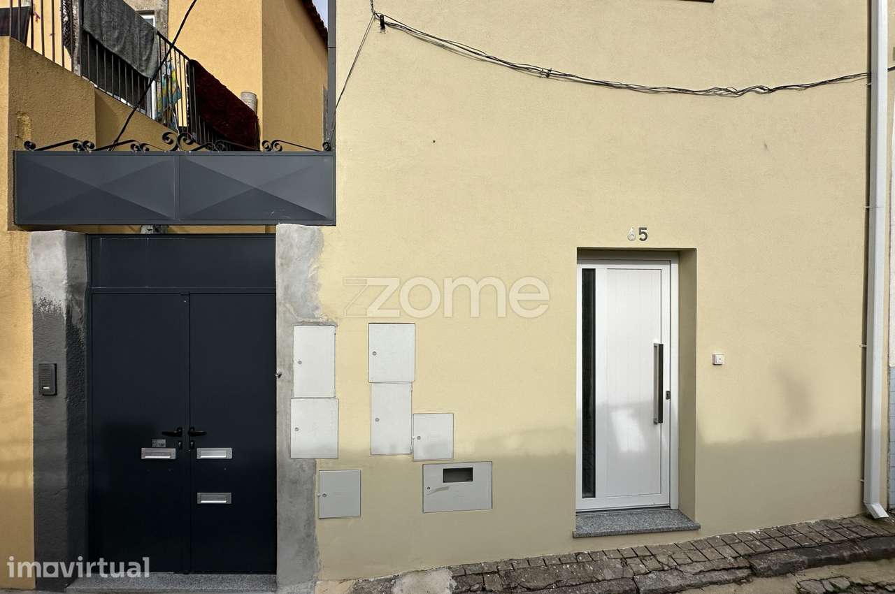 Moradia T2 Duplex, Candal, Vila Nova de Gaia - Grande imagem: 3/33