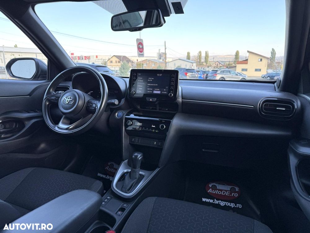 Toyota Yaris Cross - 6